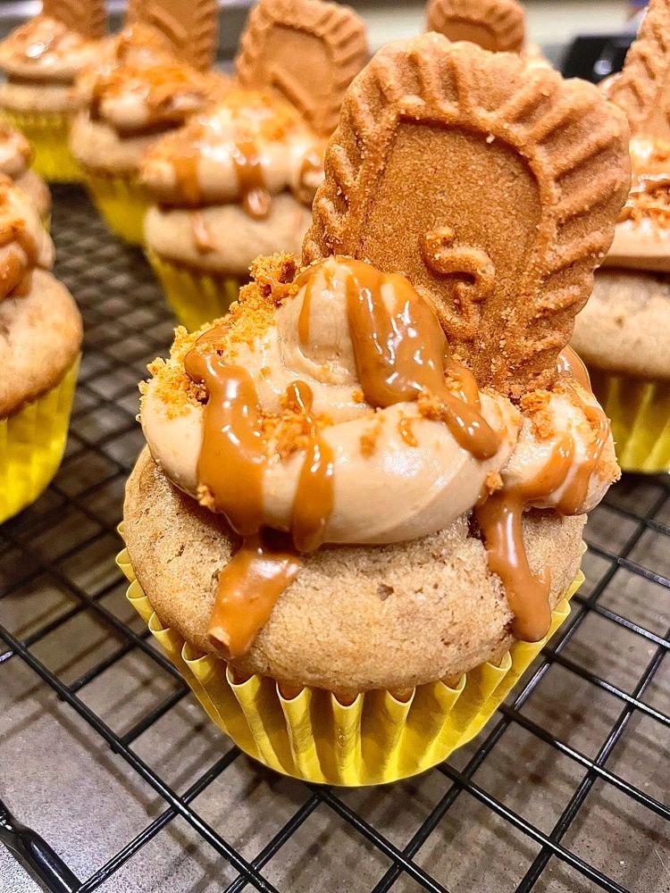 You can have your cupcake and eat it too ! Banana Biscoff cupcakes are top contender !
