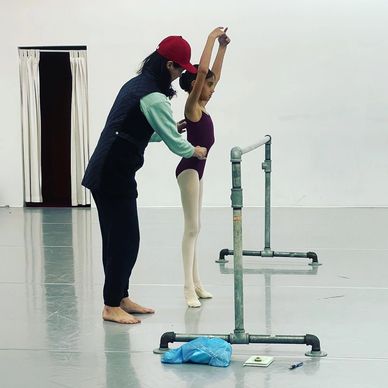 Ballet equipment that helps during ballet classes and preparations