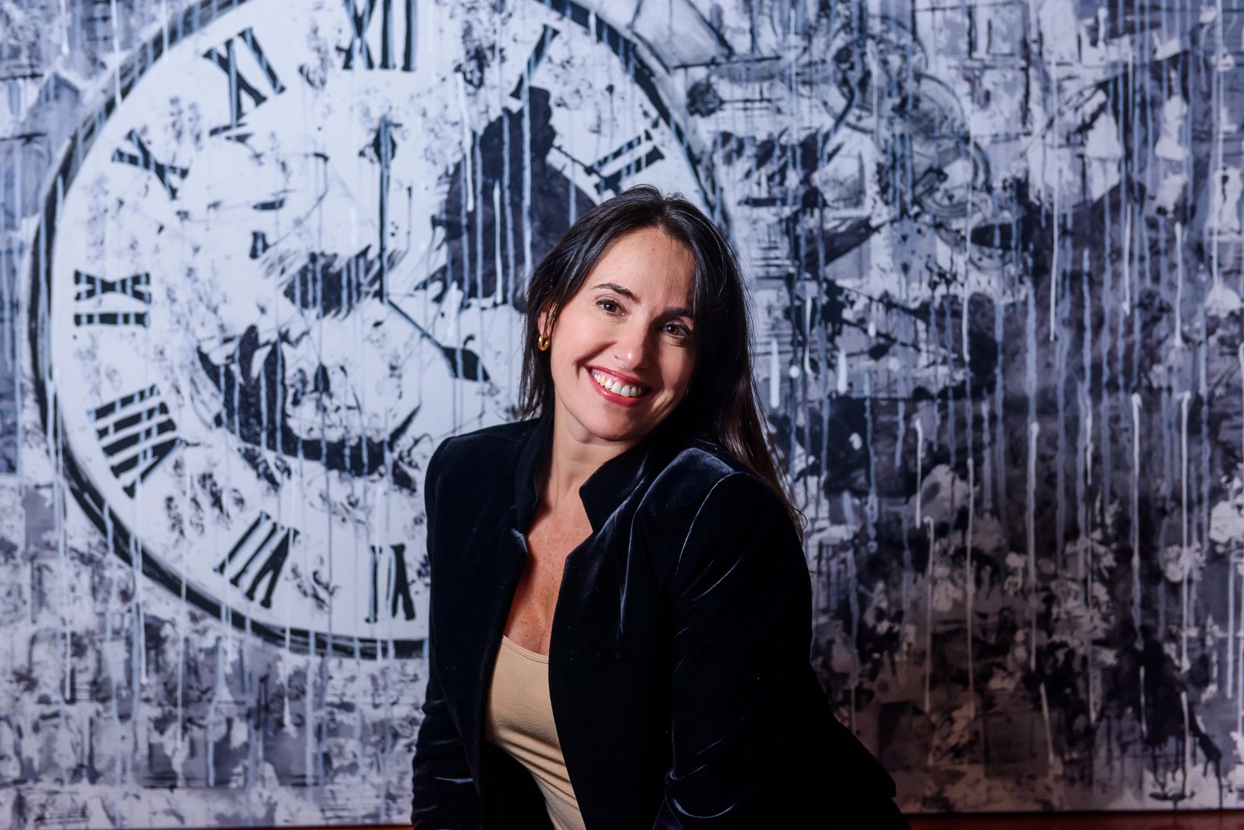 Portrait of contemporary abstract artist Carina Kemelmajer in her Miami studio.