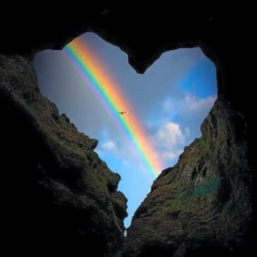 Heart with rainbow 