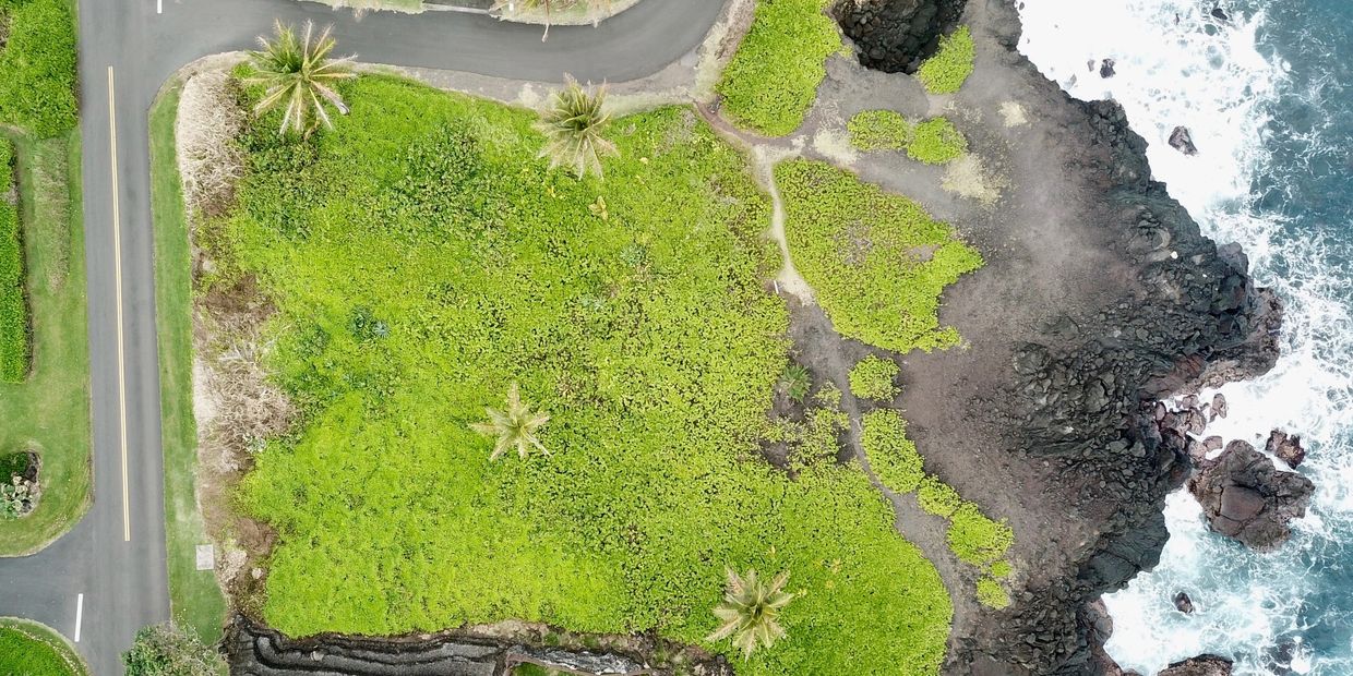 A corner lot and a spectacular ocean view. The lot provides exciting design and building options.