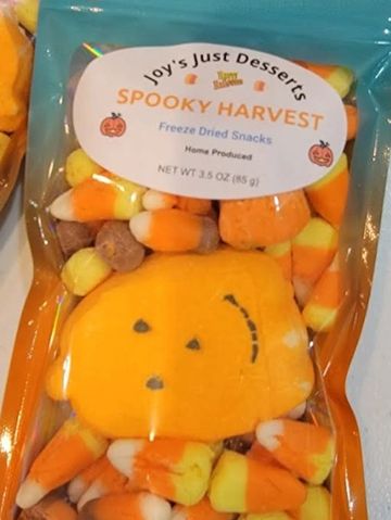 Halloween Spooky Harvest Peep and Candy Corn, crunchy and crisp, so cute!