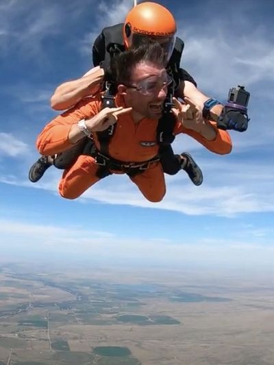 Veterans Exploration Therapy, 
Skydiving, 
https://vetxtherapy.org/
Orange Skies Freefall Center
