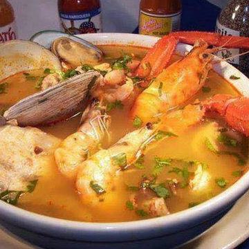 SOPA DE 7 MARES