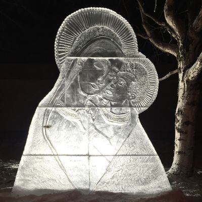 Mary and child ice sculpture, Edmonton, Alberta, Kelly Davies Ice Sculptor