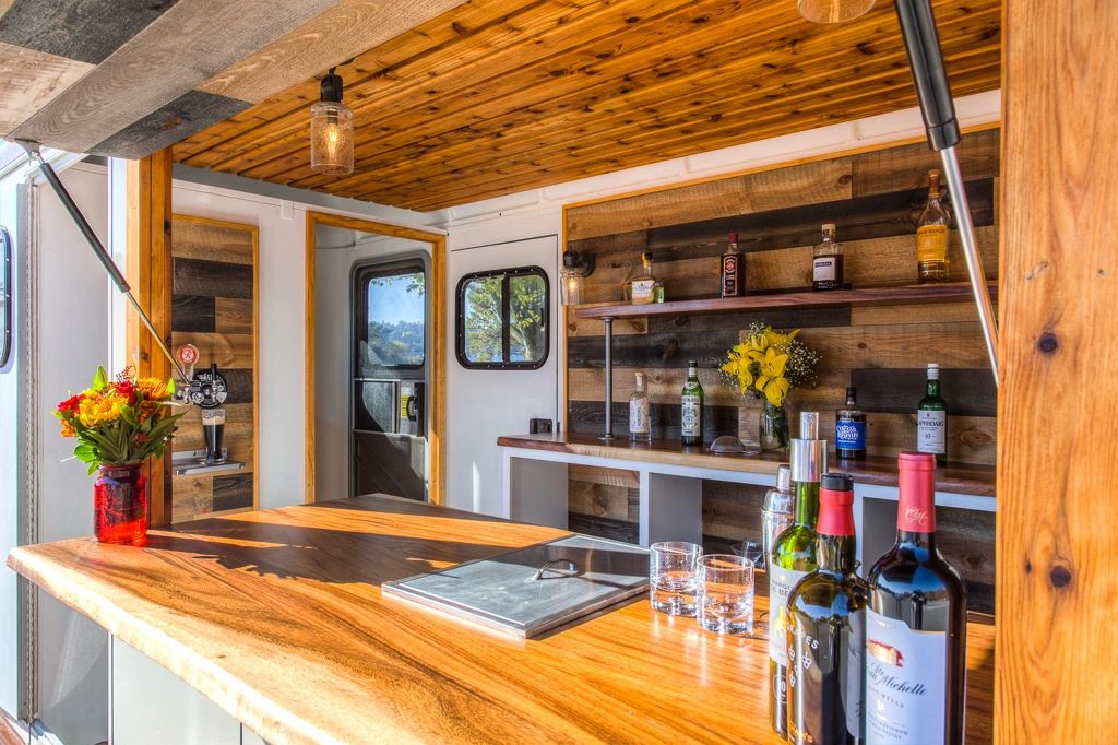 Pony Up Mobile Bar - Mobile Bar in Seattle