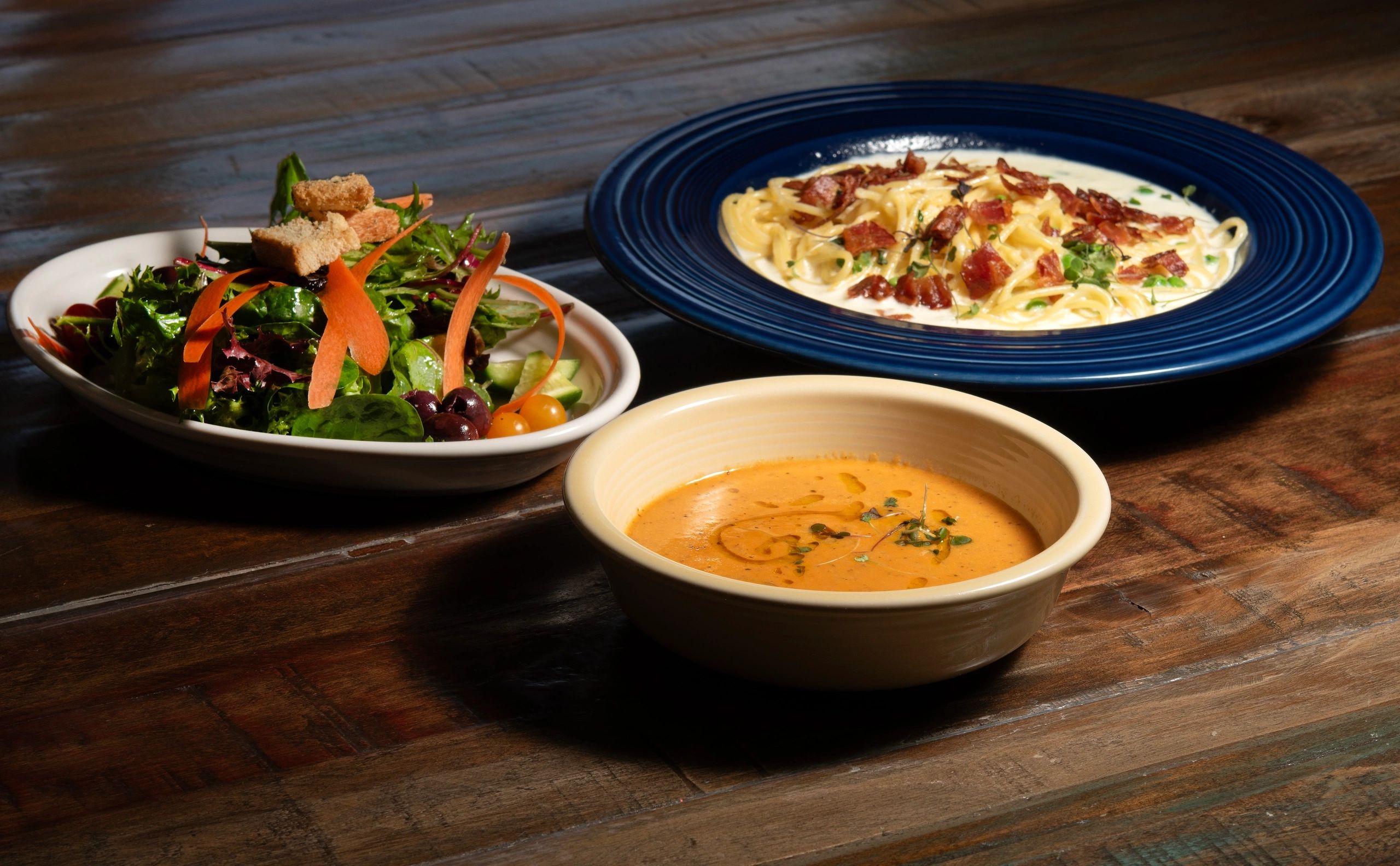 Susanna's Comfort Cuisine Comfort Food, FullService Bar