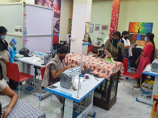 Fashion Designing Courses in Chennai - Velachery, Tamil Nadu Fashion Designing Courses in Chennai - Velachery, Tamil Nadu
