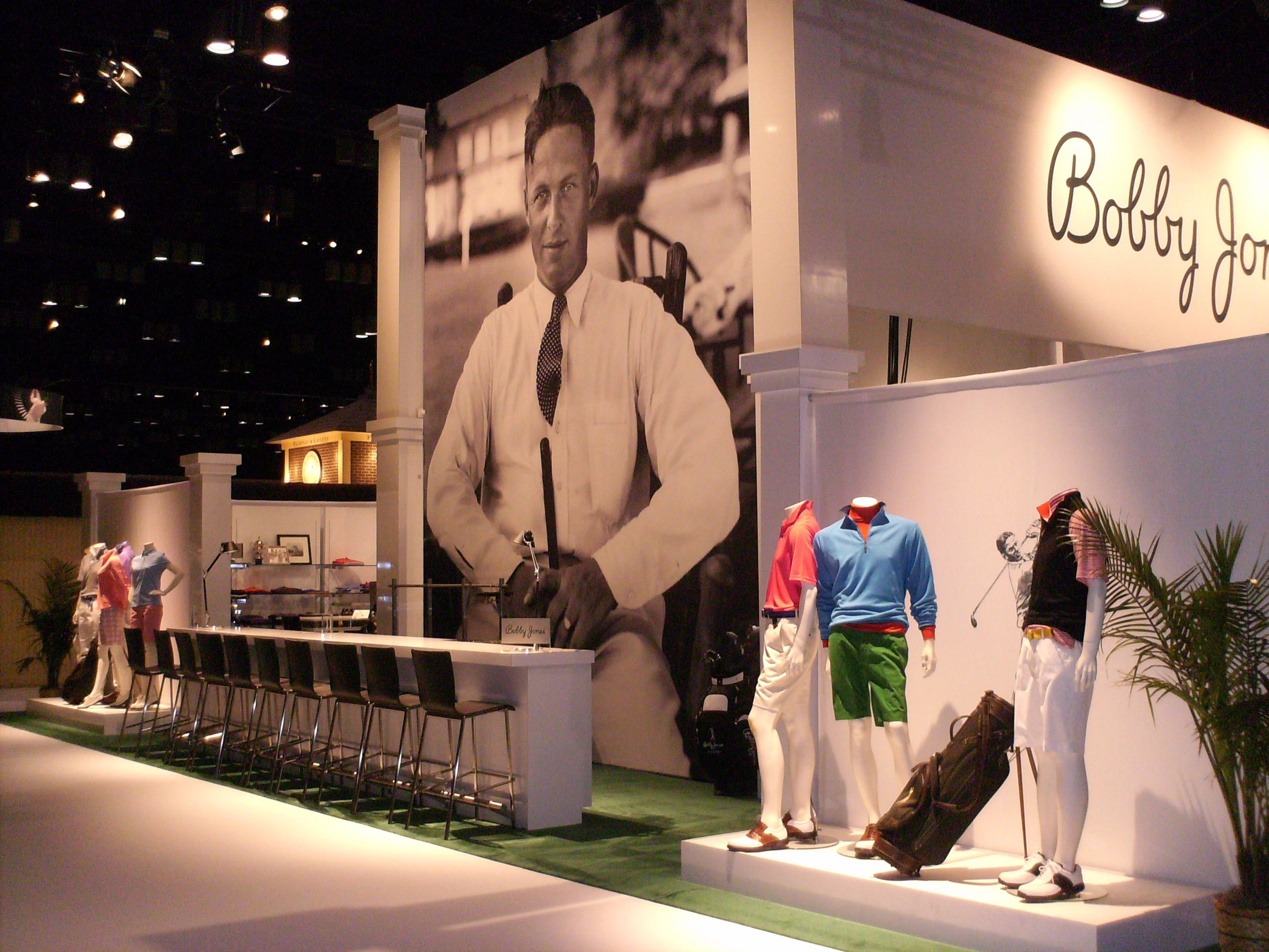 Chicago Retail Store Visual Merchandising Design - JD Vincent Design