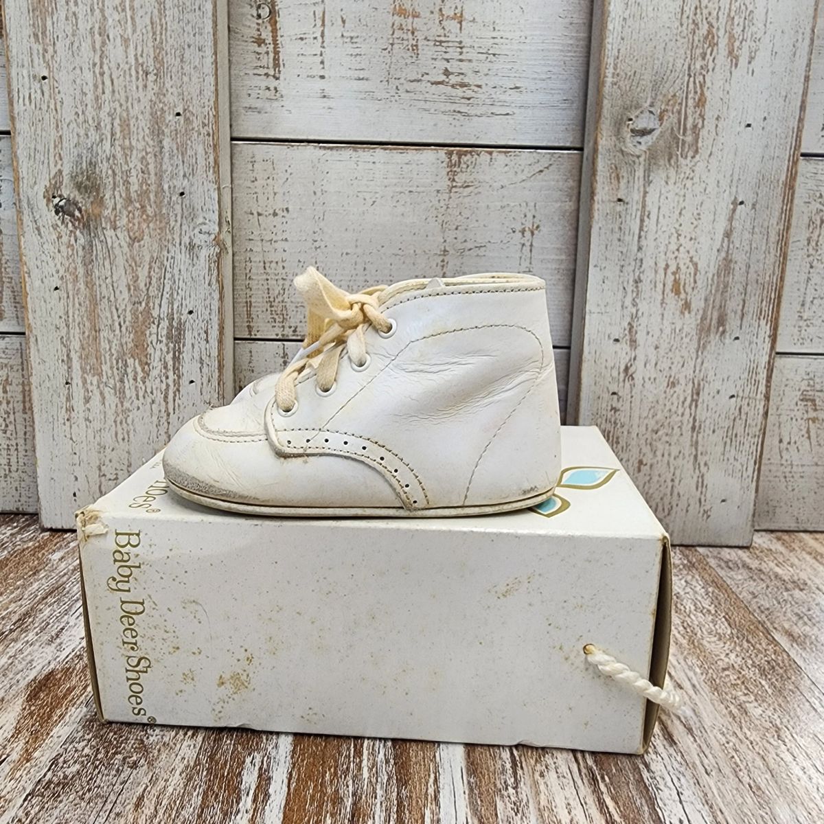 Baby deer white sales shoes