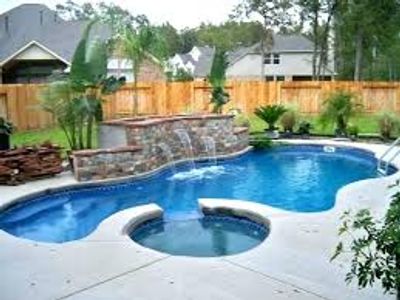 Aqua Splash Fiberglass Pool Contractor.  Inground Fiberglass Pool.