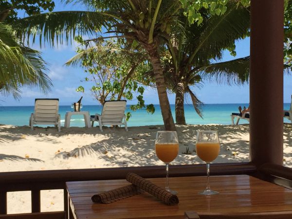 Accommodation at Anse Kerlan