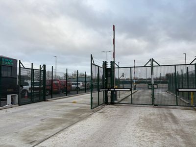 Call out to repair a swing gate