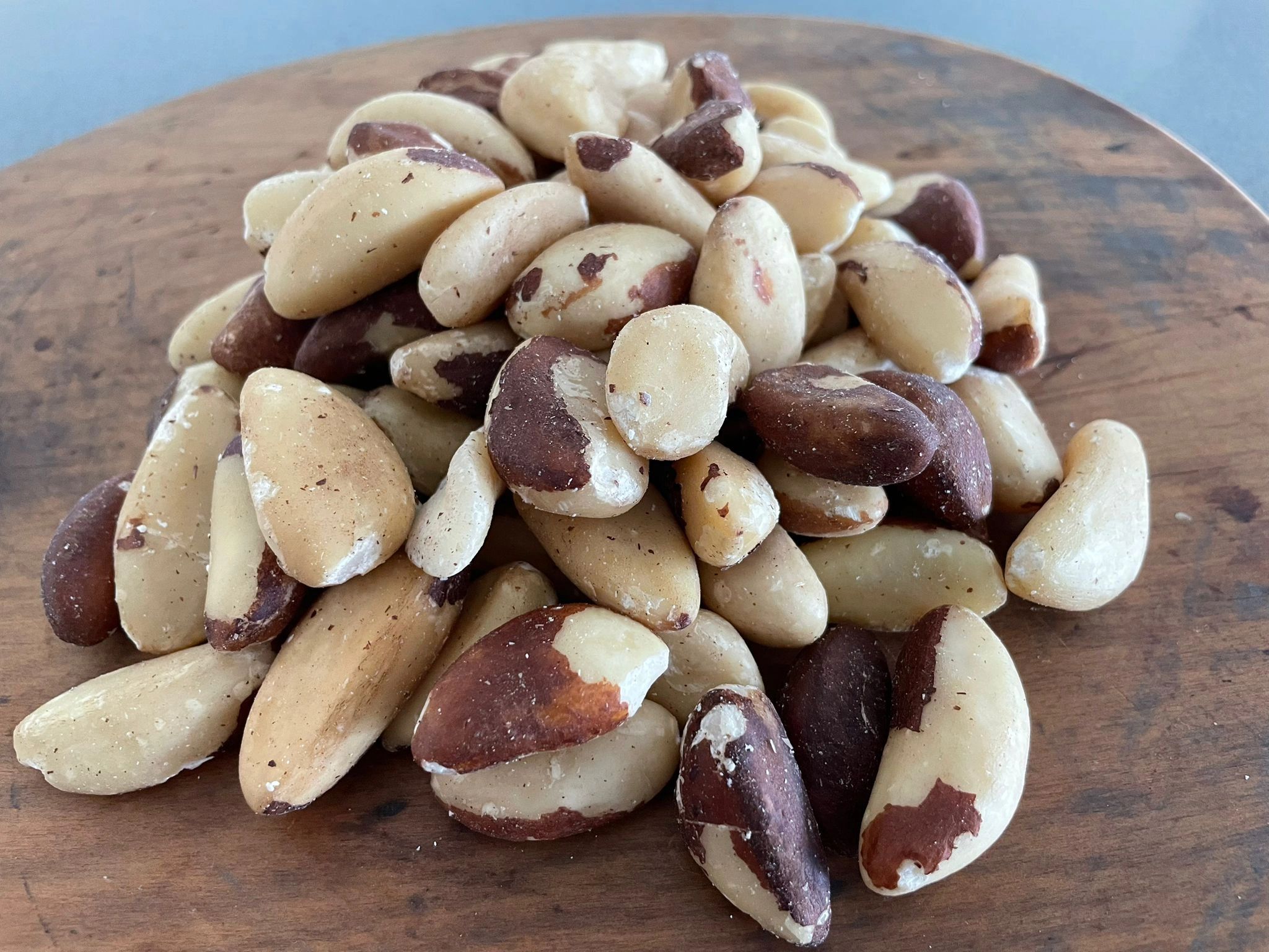 HAVING THREE BRAZIL NUTS A DAY CAN IMPROVE THYROID HEALTH