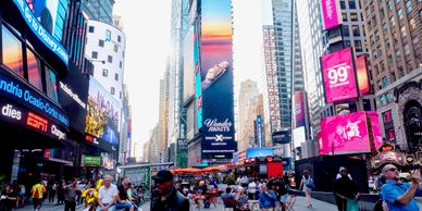 Engage travelers with DOOH solutions that inspire and inform. Showcase destinations, deals.