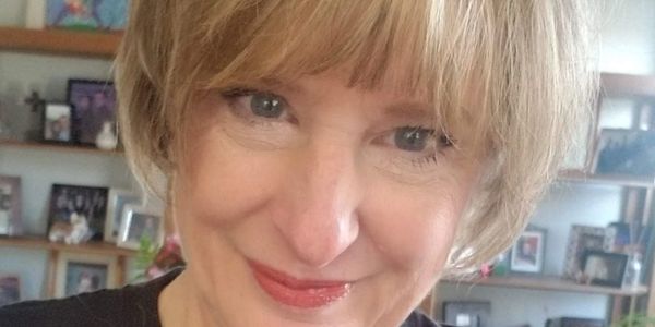 Linda McCurry of DeLovely Designs