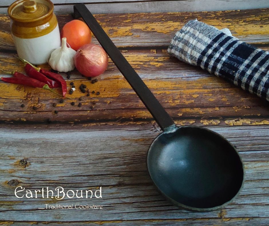 Iron Tadka Pan with Long Handle/Laddle