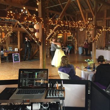 Best Professional Wedding DJ with Music, Lights, Photo Booth and Emcee Services in Columbus Ohio