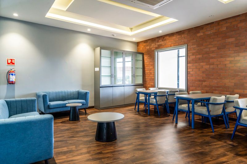 B404_049.jpg