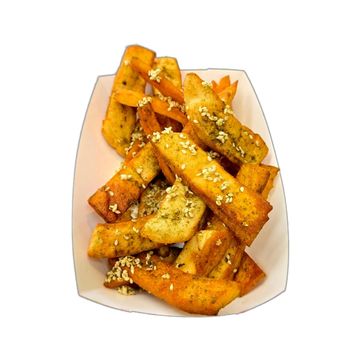 Golden pita chips with za’atar & sesame, The Green Falafel’s irresistible Pita Crunch snack.