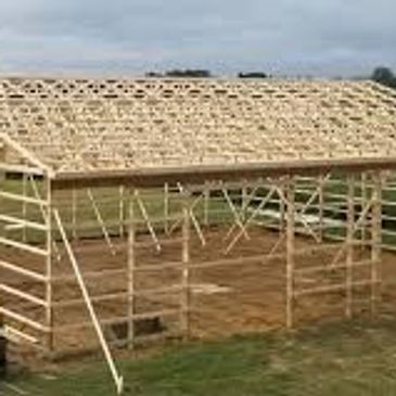 Pole shed, Barn building