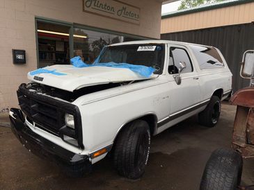 1989 Ramcharger 4x2