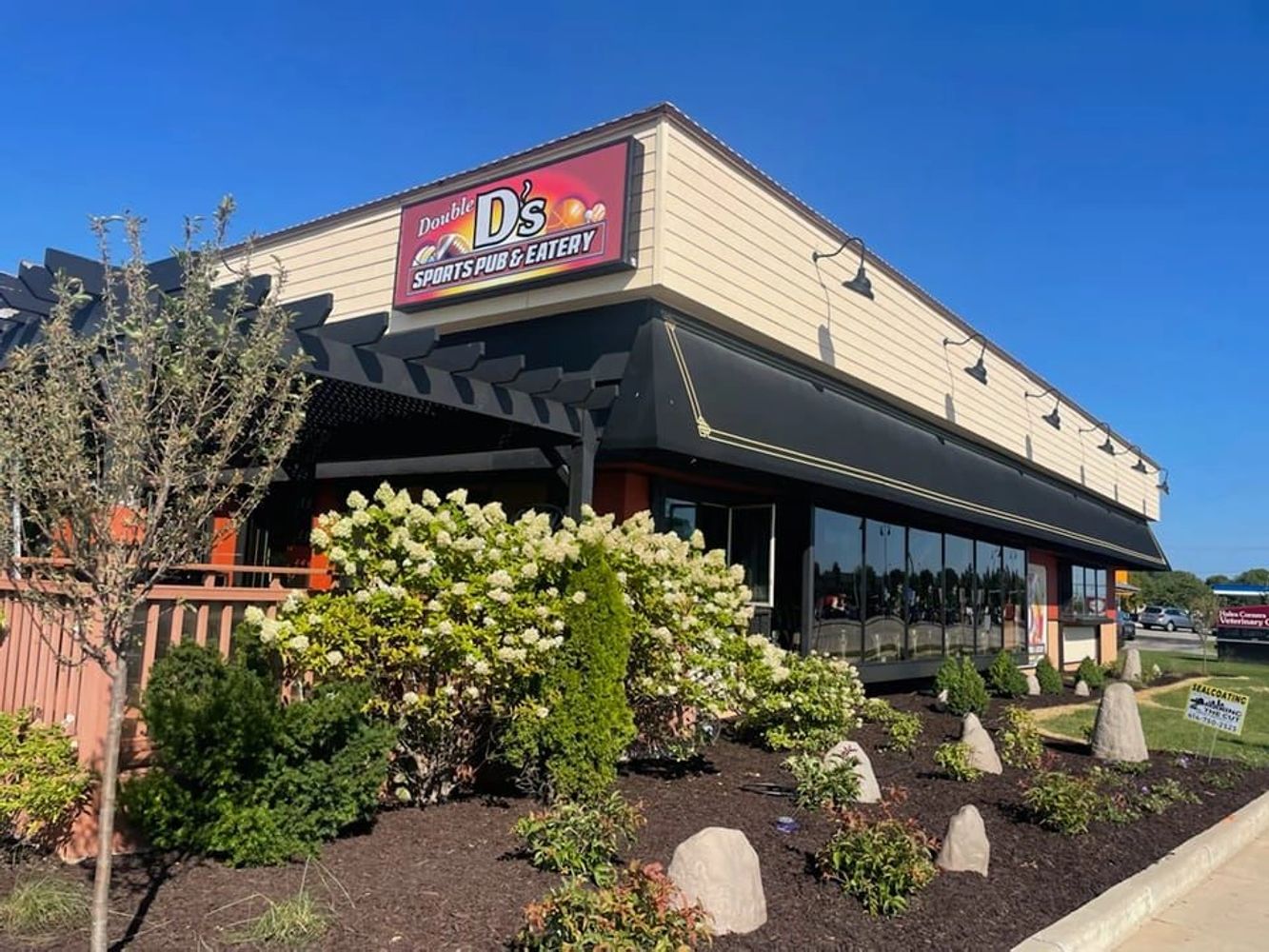 Double D's Pub and Eatery Food, Tavern