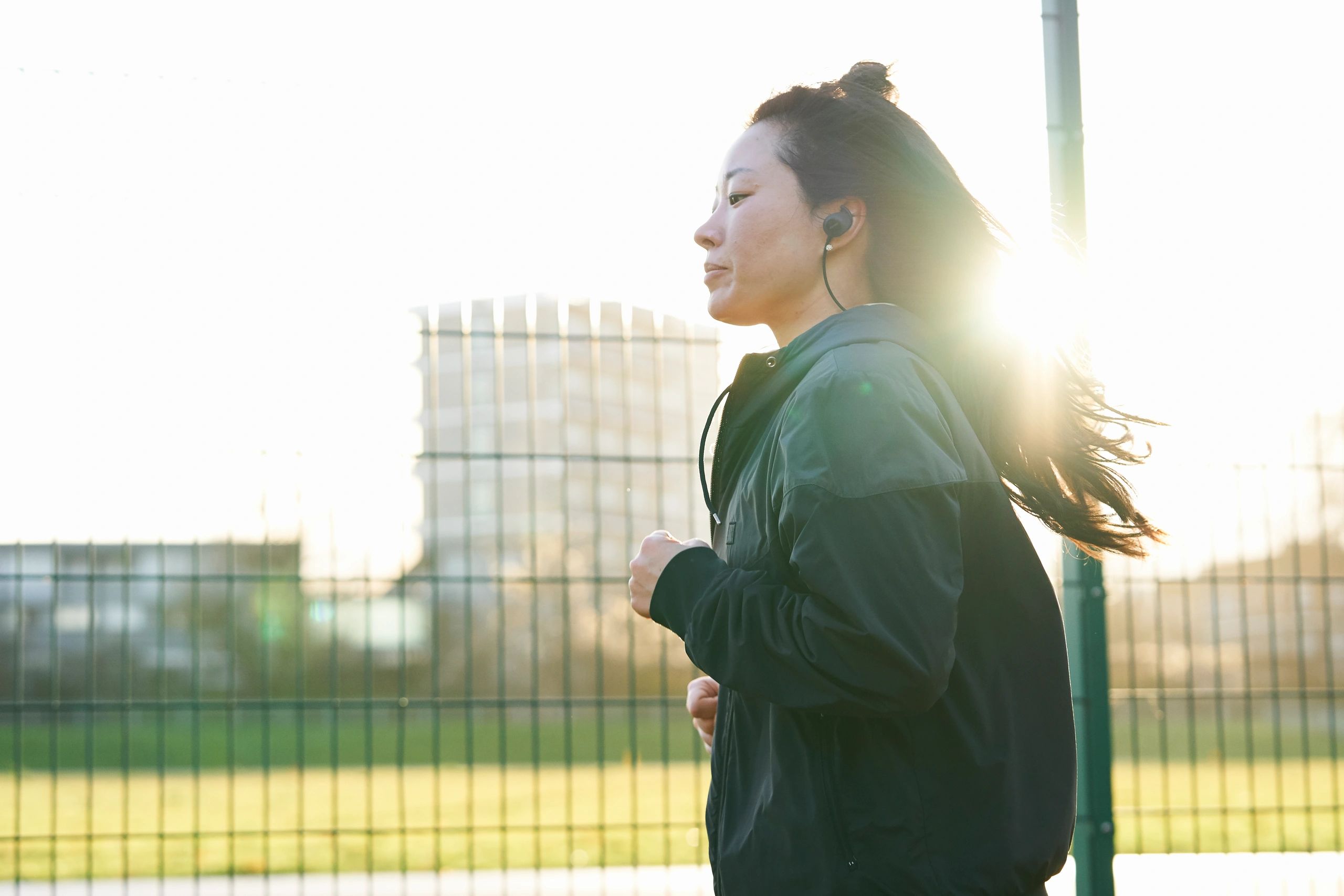 Top live girl. Радостная девушка. Live girl can. Live girl can. Тай бо девушки.