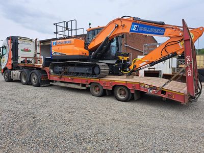 Develon DX 140 -7 excavator complete with Engcon tiltrotator equipment.