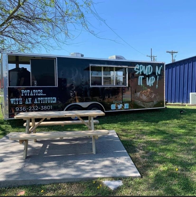 SPUD N it Up Loaded Baked Potato Montgomery, Texas