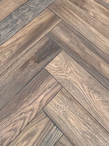 Engineered wood floor 