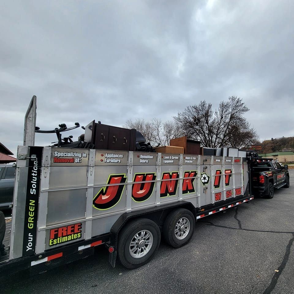 Junk-It LLC dumpster rental