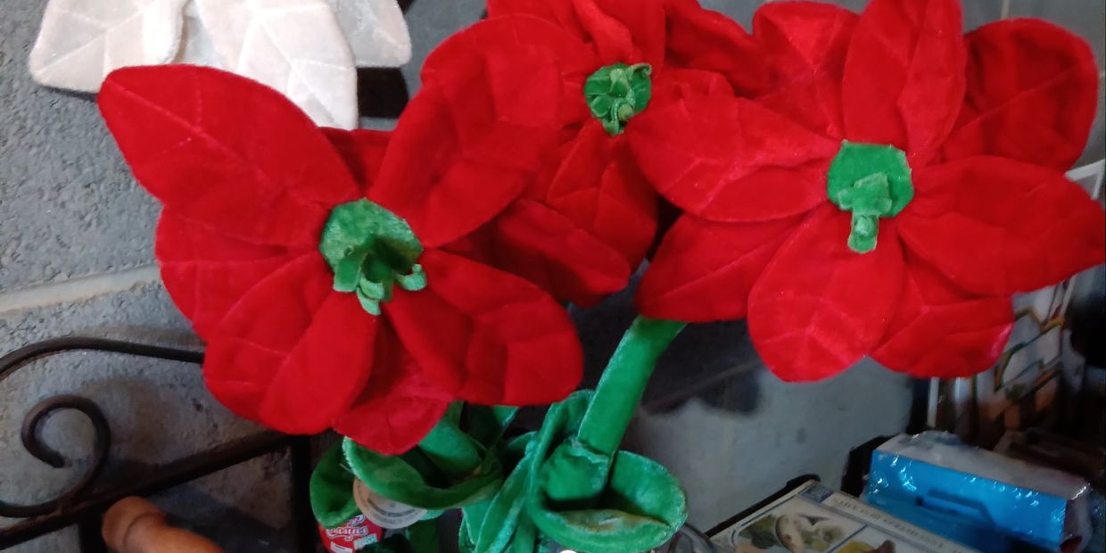 fake plush amaryllises
