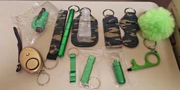 Our camouflage safey keychain set.

Alarms, whistles, seat beat cutters and window breakers.


