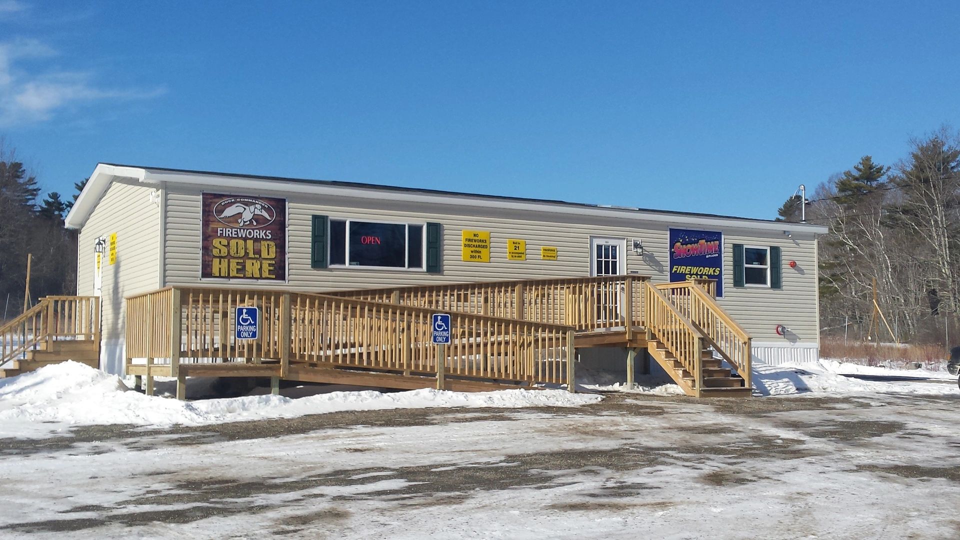 Up N Smoke Fireworks