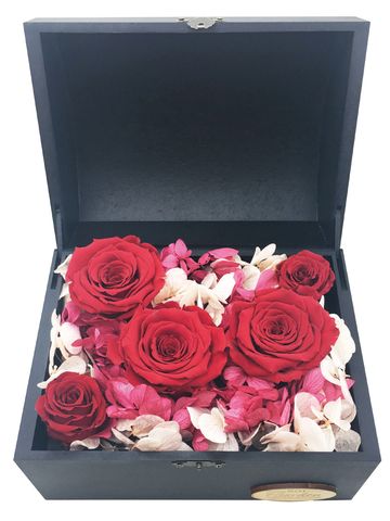 Black Baul Wooden Box / 6 Large Roses / Eternal Fresh Flower