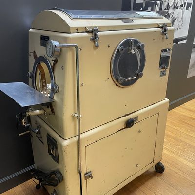 Child-sized iron lung