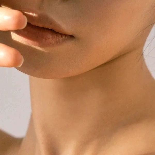 Woman with healthy skin