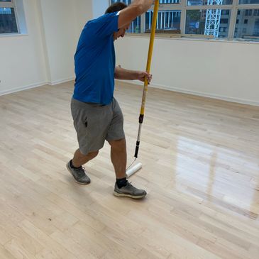 applaying Bona HD Traffic Raw on Natural maple hardwood floor