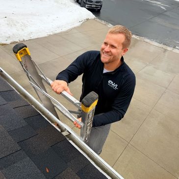 a picture of Noah, our storm damage and roofing specialist in Shoreview Minnesota 