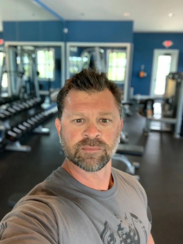 Tampa personal training trainer fitness weight loss lose fat gain muscle exercise program celebrity