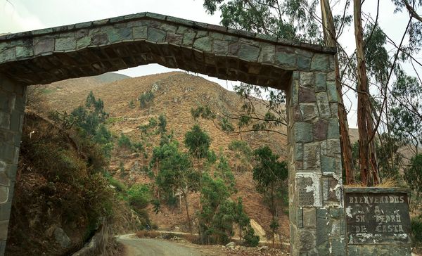 Entrada a San Pedro de Casta Perú