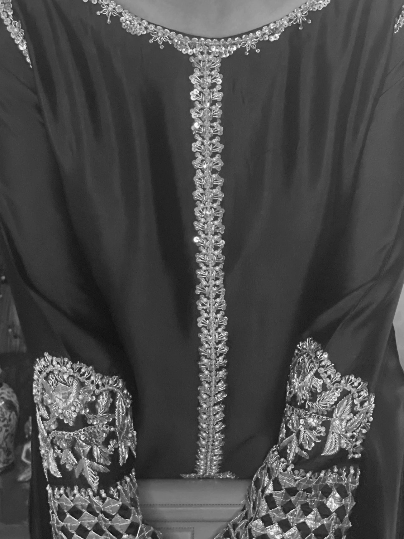 Elegant flowy kaftan fit for the fashion savvy 