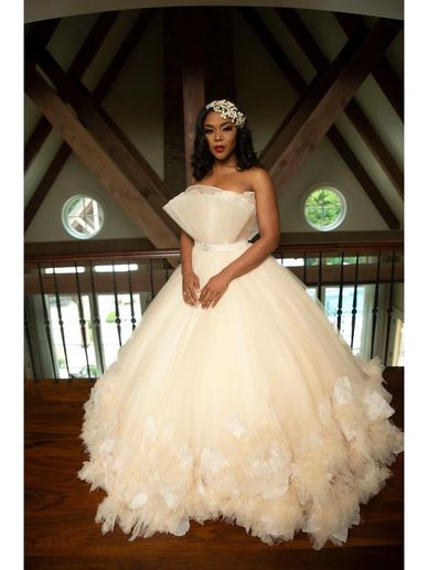 Wedding dress for brides