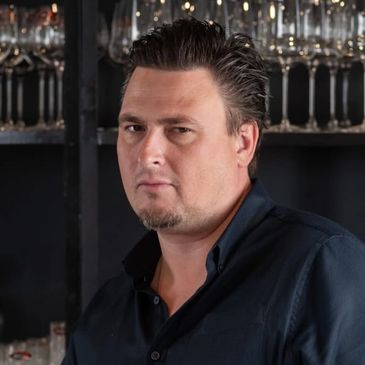 George Tsarik – Managing Partner at FUTU Concepts, Dubai Sales & Branding Professional