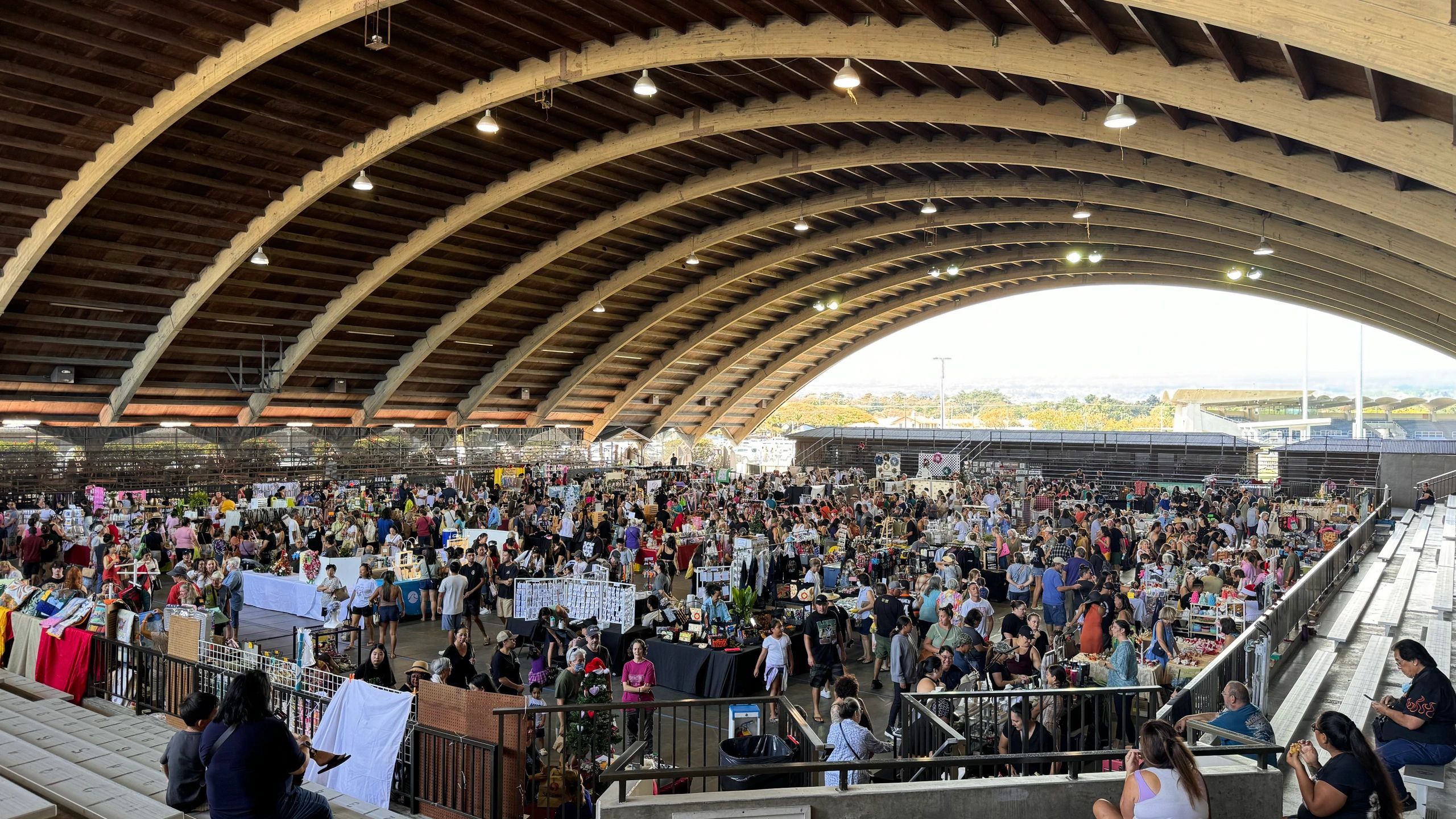 Hilo Christmas Extravaganza Craft Fair