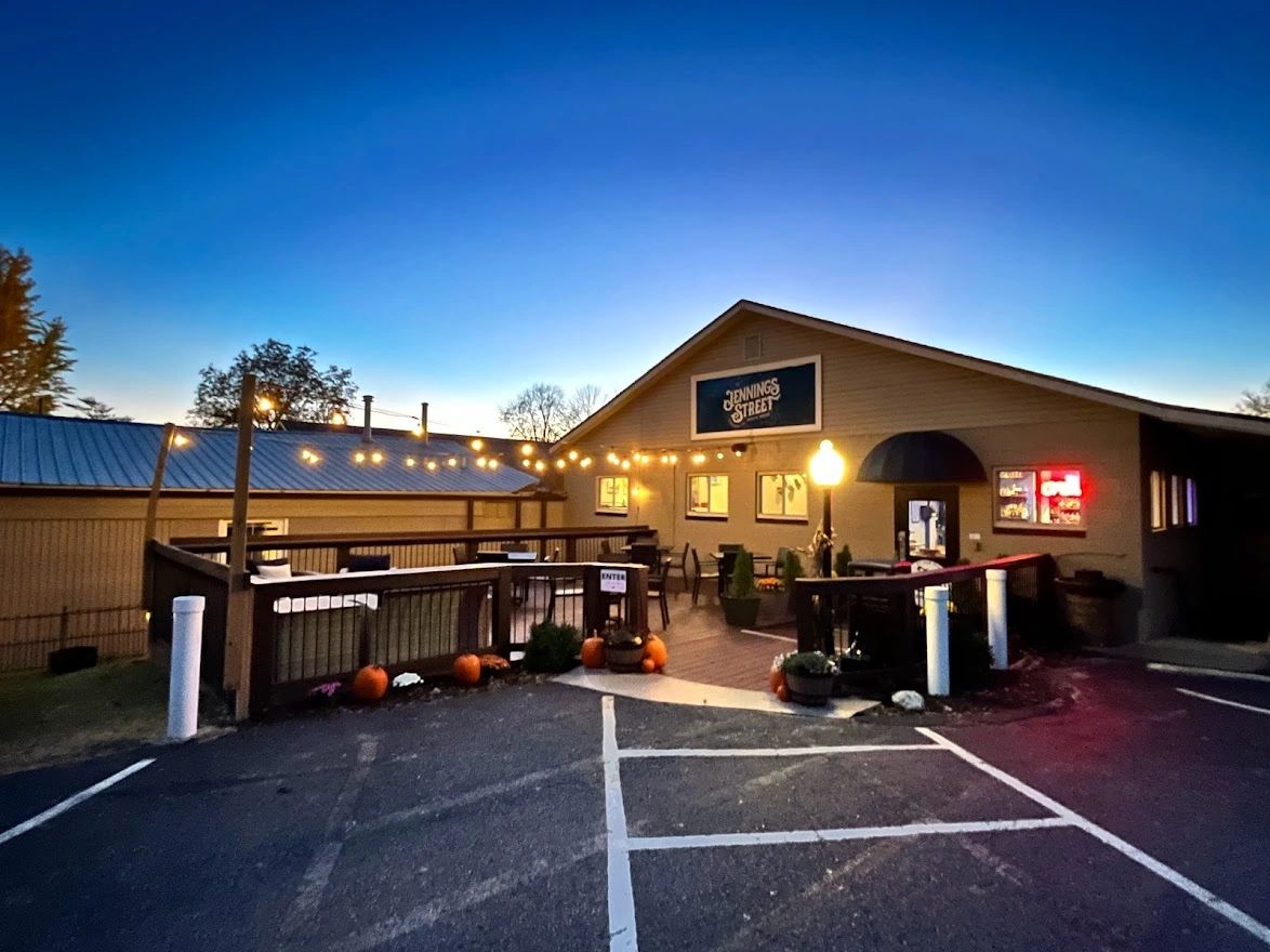 Jennings Street Public House Cocktails, Pub, Bar