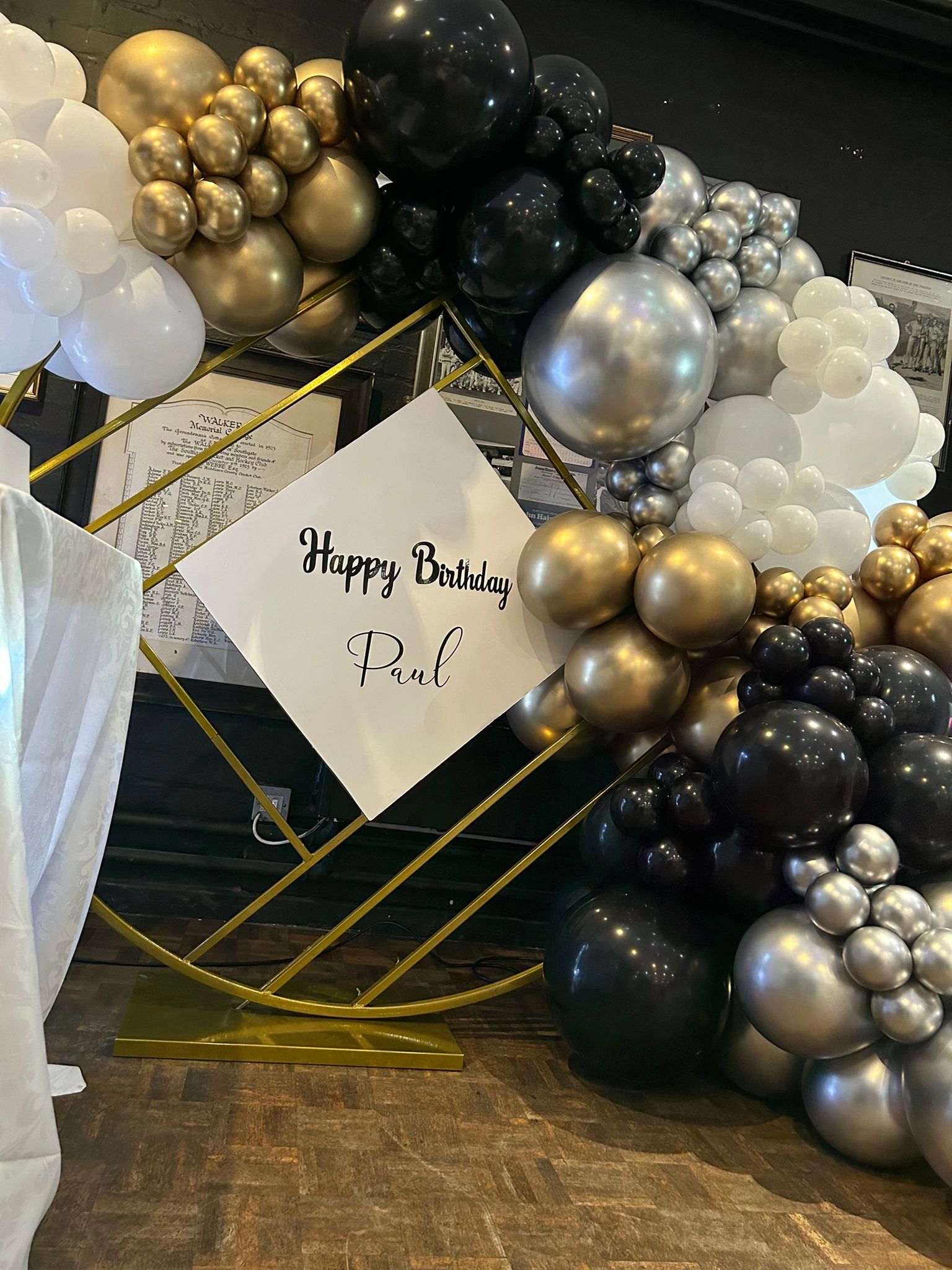 Transform Your Next Event! Your Party Decorations service