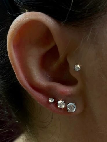 ear piercing 