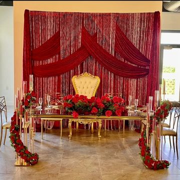 Quinceañera main table